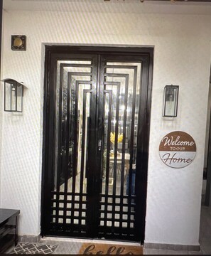 Interior - HOUSE OF ISAAC: Modern Luxury Home
Sleeps: 06 -
 Bedrooms: 03 -
 Bathrooms: 03 (Lomé)