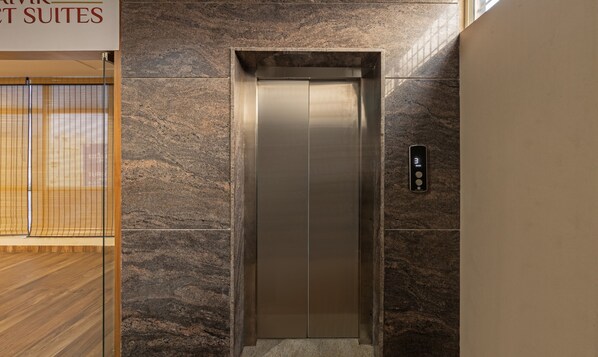 Lobby - Treebo Nandi Comforts, Peenya (Bengaluru)