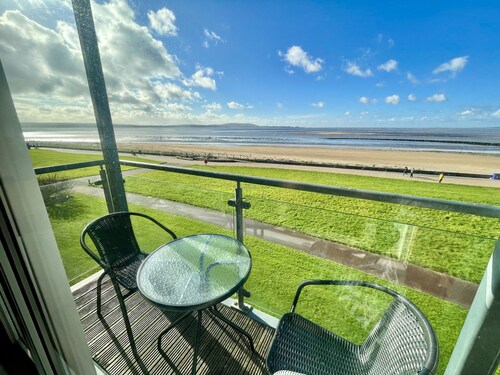 Modern Beachfront Bliss with Spectacular Views