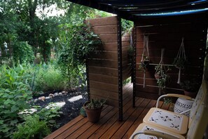 Property grounds - Cozy Cactus Airstream Central East Austin (Austin)