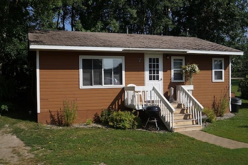 Cabin 7 Family Friendly Resort