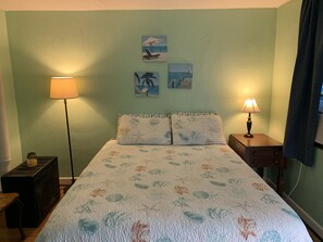 WiFi, bed sheets