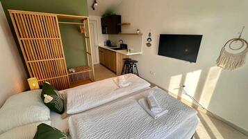 1 bedroom, free WiFi, bed sheets
