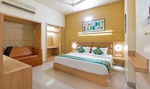 In-room safe, desk, bed sheets - Treebo Premium Nestlay Rooms Nungambakkam (Chennai)