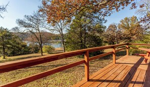 Property grounds - Table Rock Lake Front Cabin (Reeds Spring)
