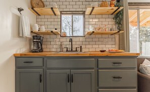 Interior - Table Rock Lake Front Cabin (Reeds Spring)