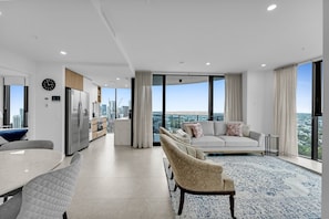 Full-sized fridge, microwave, oven, dishwasher - The Gallery Residences Broadbeach (Broadbeach)
