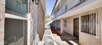 El Paso Vacation Rental ~ 6 Mi to Downtown!