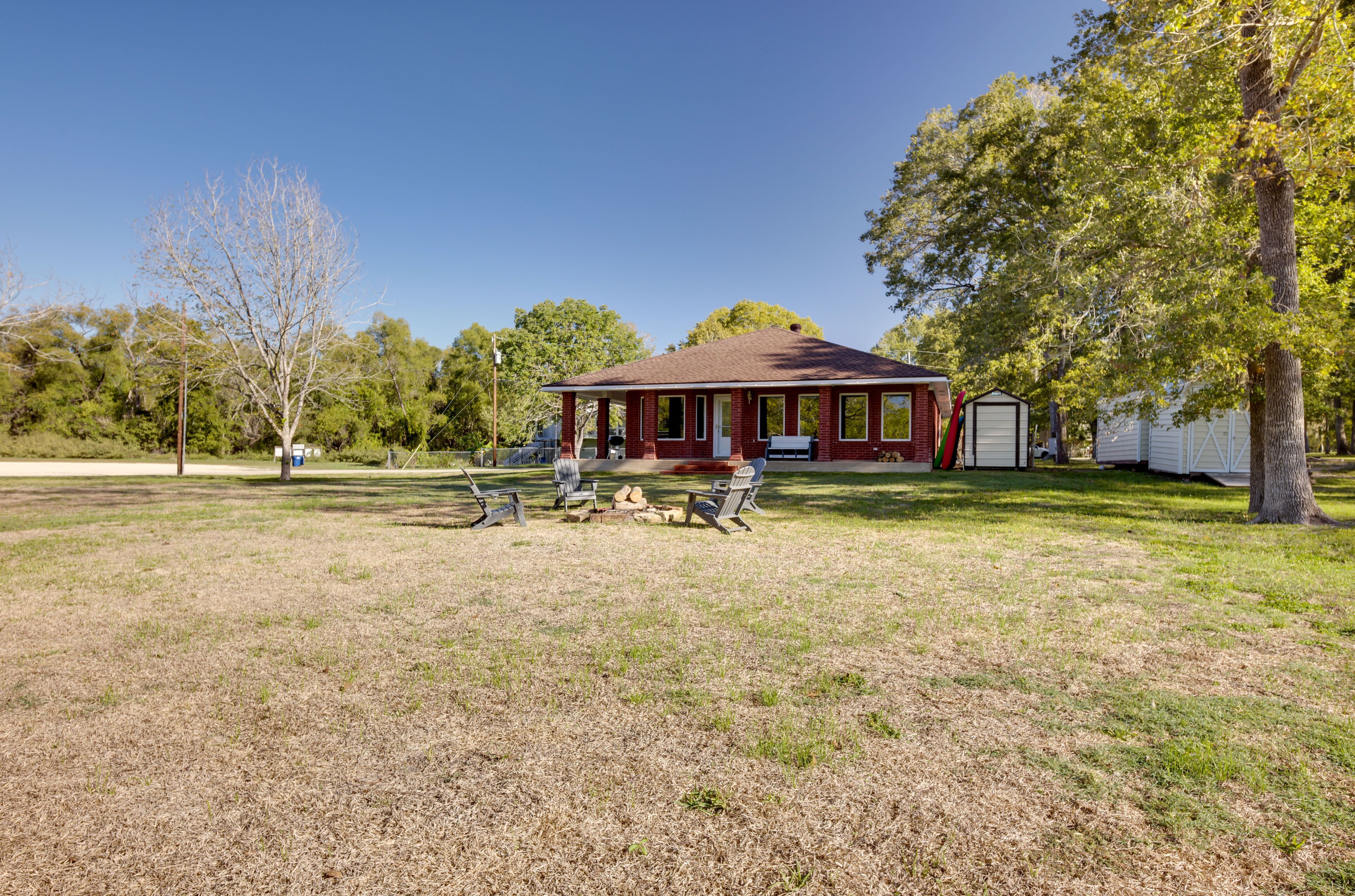 Huntsville Home w/ Boat Dock on Trinity River!