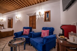 Classic Twin Room | Desk, free WiFi - Dar Chama  (Chefchaouen)