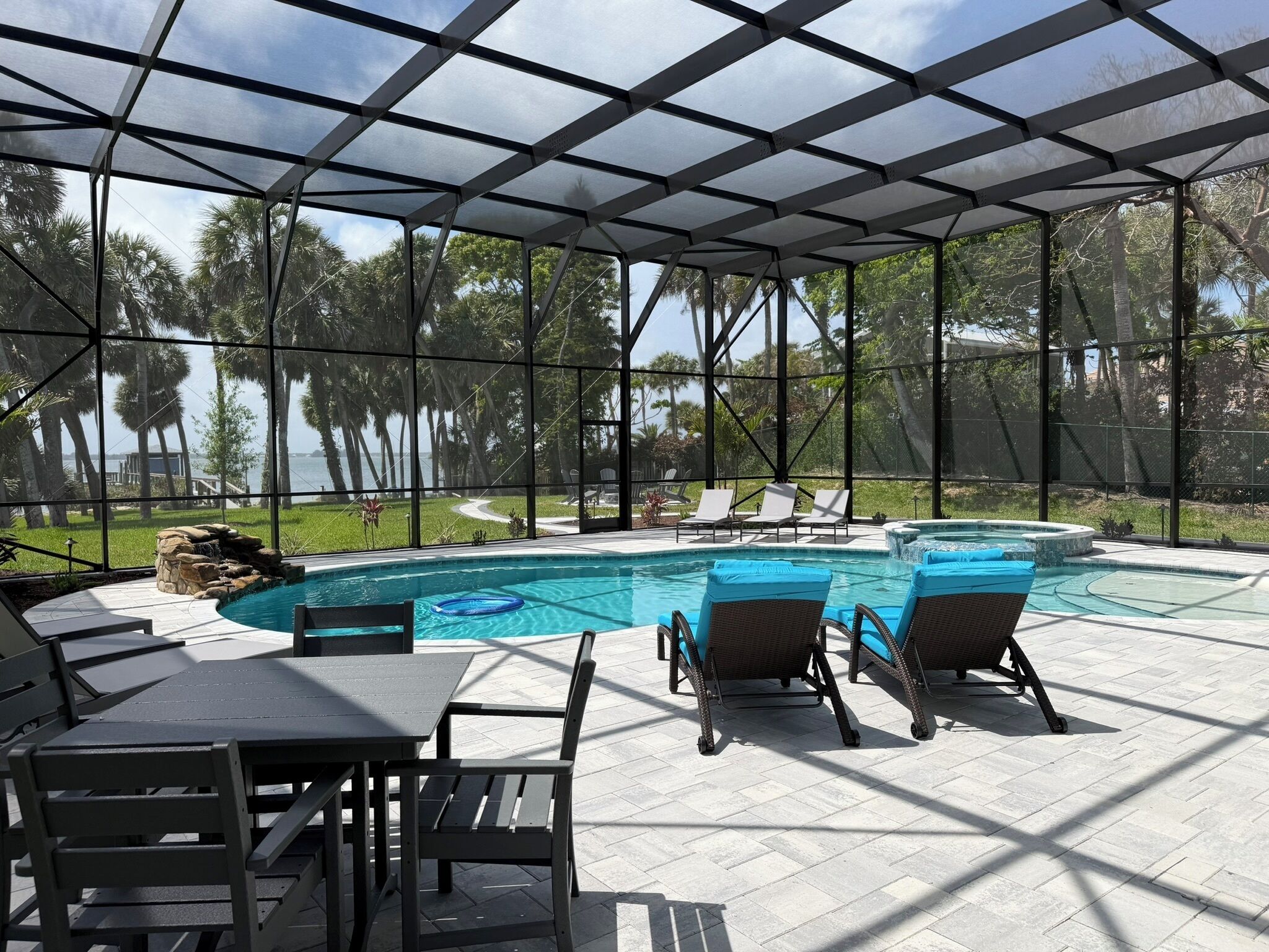 Outdoor pool, a heated pool