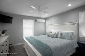 1 室のベッドルーム、セーフティボックス (室内)、アイロン / アイロン台、WiFi (無料)