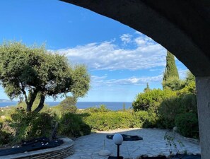 View from property - Villa floor with private garden- 75m2 (Fréjus)