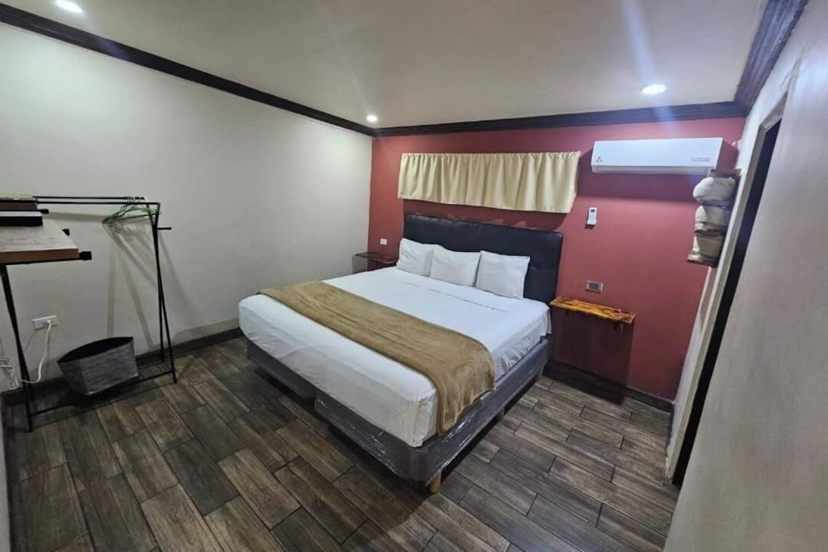 Chambre simple Confort | Accès au Wi-Fi (inclus)