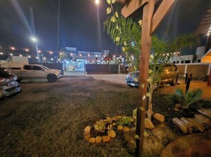 Free self parking - HOTEL CADILLAC (Ensenada)