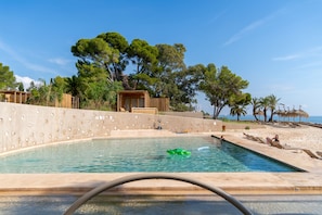 Outdoor pool - Alfacs Village (Alcanar)