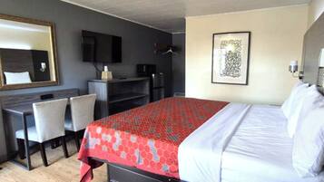 In-room safe, desk, iron/ironing board, free WiFi