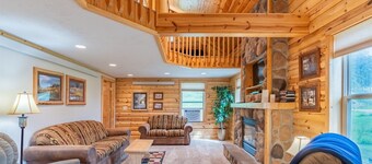 Ripplin Creek Haven  | 3 Bed, 2 Bath