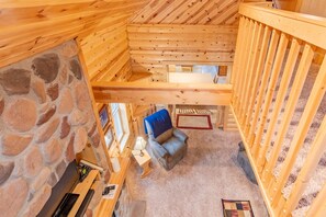 Téléviseur connecté, foyer, lecteur de DVD