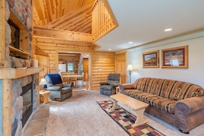 TV connectée, cheminée, lecteur de DVD