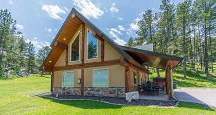 Outlaw Inn | 3 Bed, 2 Bath