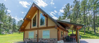 Outlaw Inn | 3 Bed, 2 Bath