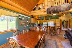Dining - Outlaw Inn | 3 Bed, 2 Bath (Rapid City)