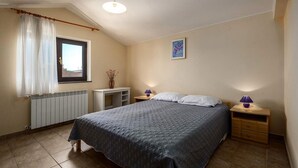 Uklassifisert bilde, 3 av 18, knapp