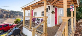 Historic Rockaway Beach Cottage 8