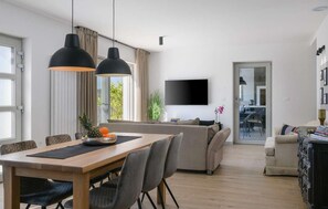 Smart TV - Stunning home in Labin (Labin)