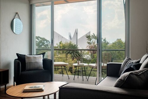 Chic Apartment in Condesa with balcony and park view