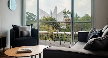 Chic Apartment in Condesa with balcony and park view