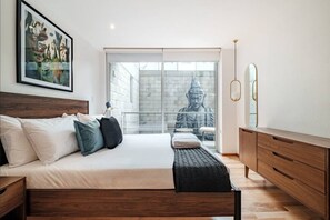 2 Schlafzimmer, Schreibtisch, Bügeleisen/Bügelbrett, kostenloses WLAN