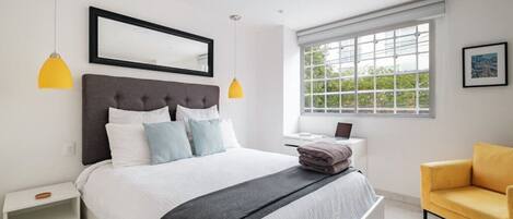 1 bedroom, desk, iron/ironing board, free WiFi