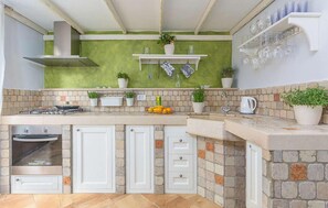 Geladeira, fogão, cooktop, lava-louças