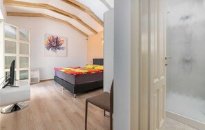 3 quartos, Wi-Fi de cortesia, roupa de cama