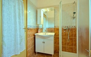 Douche, séchoir à cheveux