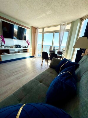TV connectée, cheminée