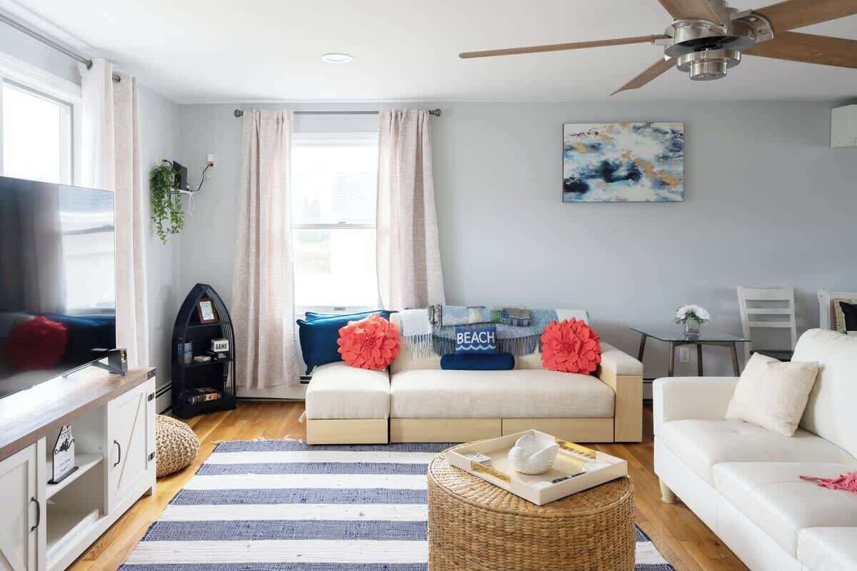 TV