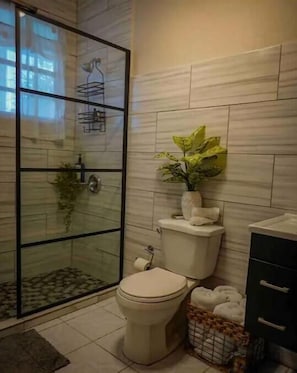 Bathroom - Surfer Villa +Pool in Rincon’s Heart walk to Beach (Rincon)