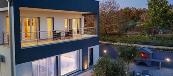 Awesome home in Sv. Petar u Sumi