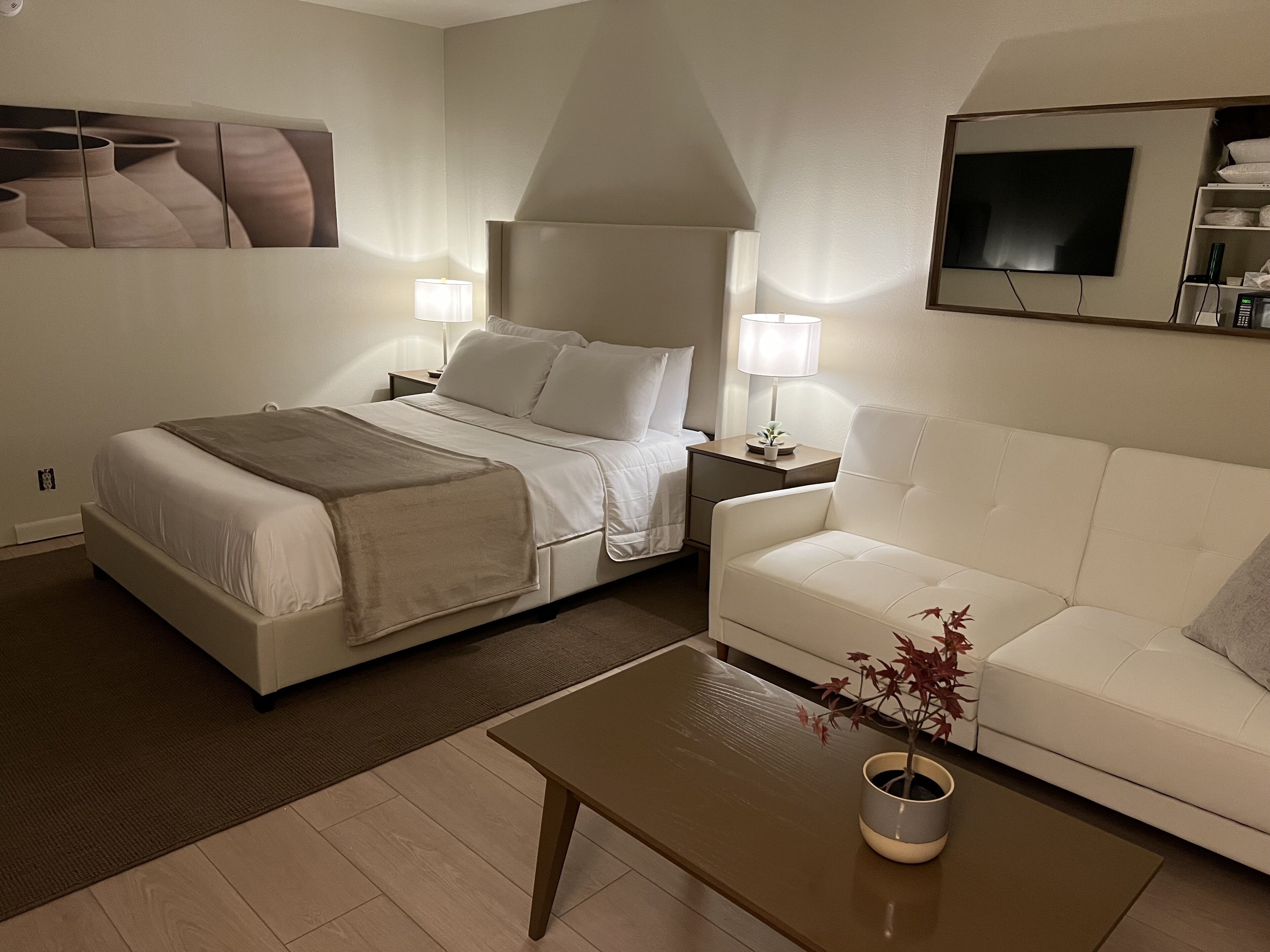 Desk, iron/ironing board, free WiFi, bed sheets