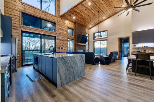 All is Found - NEW River Front Cabin!