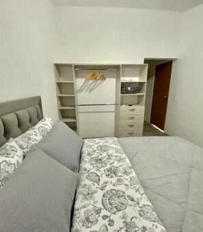 3 bedrooms, free WiFi, bed sheets - Vacation Home (Cabo San Lucas)