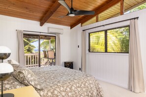 2 Schlafzimmer, Schreibtisch, Bügeleisen/Bügelbrett, kostenloses WLAN