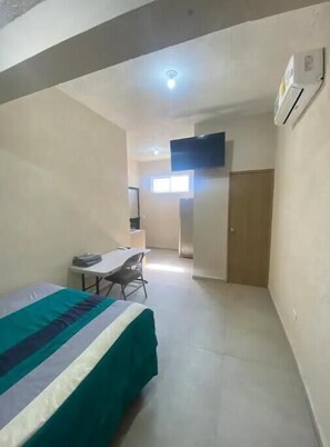 2 bedrooms - Cheap Vacation/Work Studio (Cabo San Lucas)