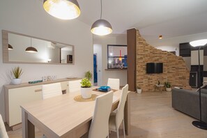 Dining - Eternal Rome Vaticano private apartment. 300mt Cornelia per Vatican Museum (Roma)