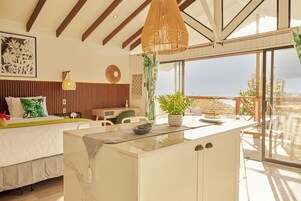 Premier Loft, Sea View | Private kitchen | Fridge, microwave, oven, stovetop