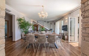 Dining - Nice home in Sveti Lovrec with WiFi (Sveti Lovrec)