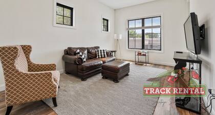 Luxe South Broadway Apartment
